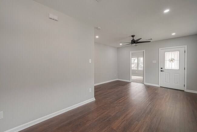 Foto del edificio - 3413 Simmons St