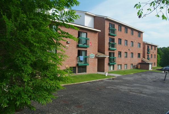 Primary Photo - Creekside Apartments