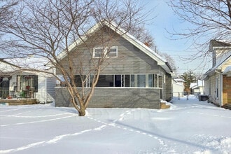 Building Photo - 3437 N Sherman Dr