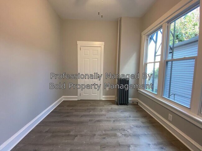 Foto del edificio - 246 N 11th St