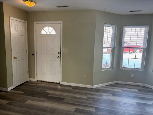 Building Photo - 403 Frank St