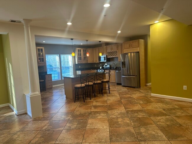 Foto del edificio - 11404 Glenn Dale Ridge Rd