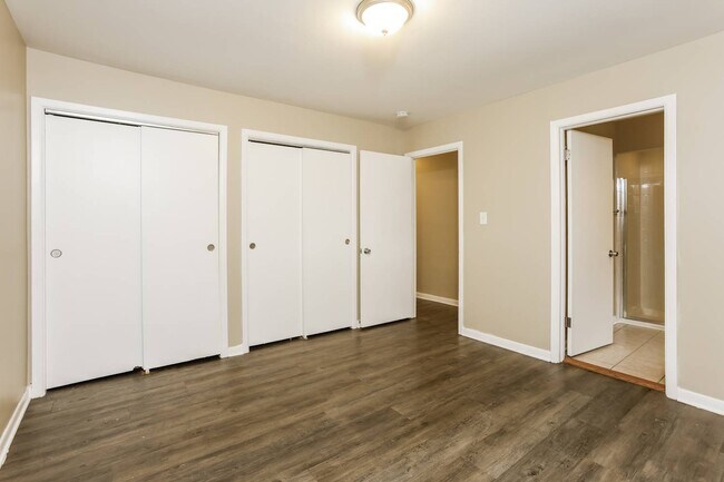 Foto del edificio - 1462 Deerfield Rd