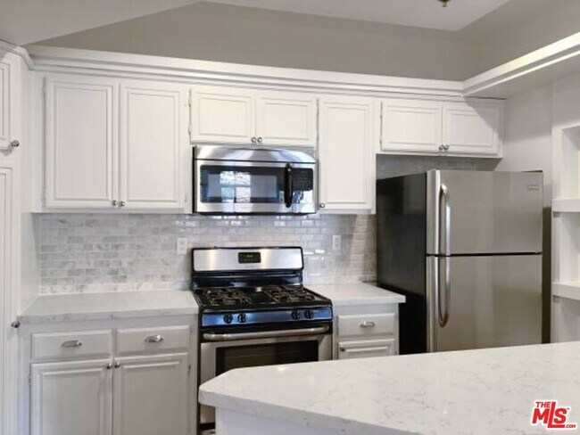 Foto del edificio - 12712 Moorpark St