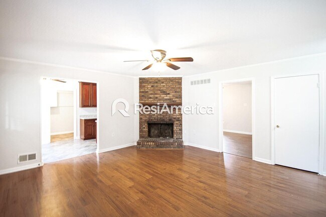 Foto del edificio - Newly Renovated 3/2 In Bartlett