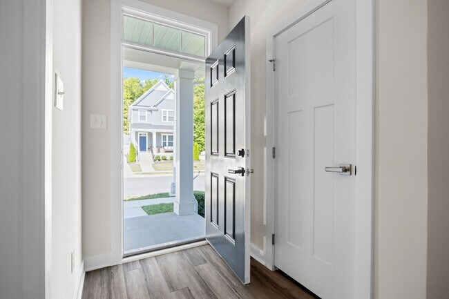 Building Photo - Beautiful 5 Bedroom Home with Attached In-...