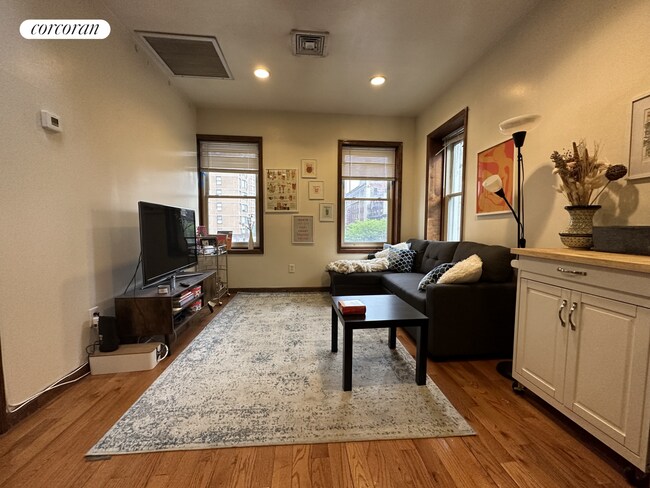 Foto del edificio - 133 E 31st St