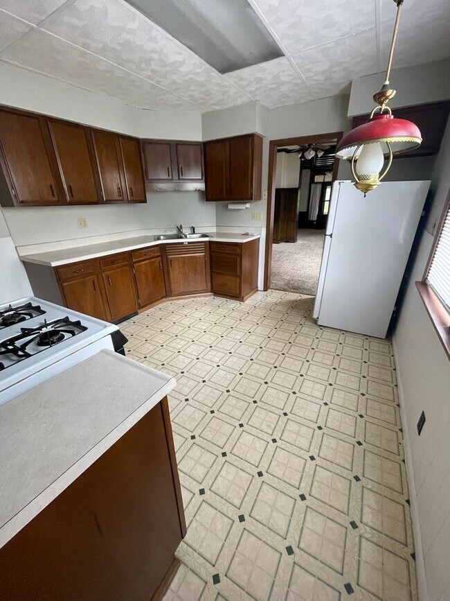 Foto del edificio - 1309 W 8th St