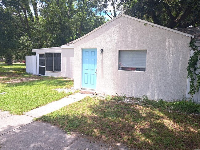 Foto del edificio - 2/1 home in downtown Clearwater