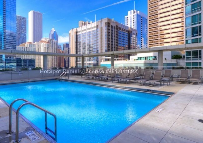 Building Photo - 355 E Ohio St