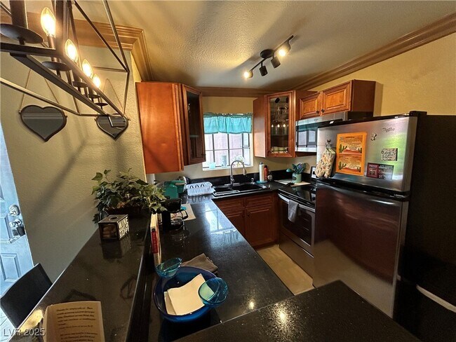 Building Photo - 4050 Pacific Harbors Dr