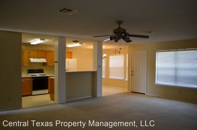 Building Photo - 3 br, 2 bath House - 305 Dillon Dr