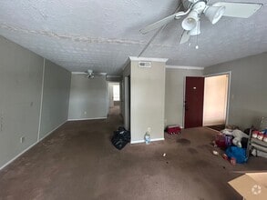 Building Photo - 2020 Continental Ave