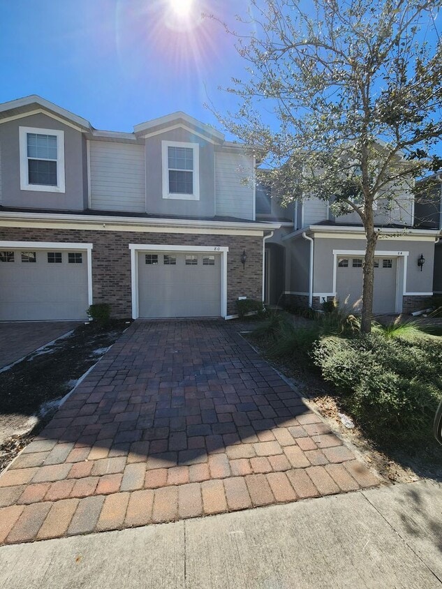 Primary Photo - Townhouse Gated Community Central Park
