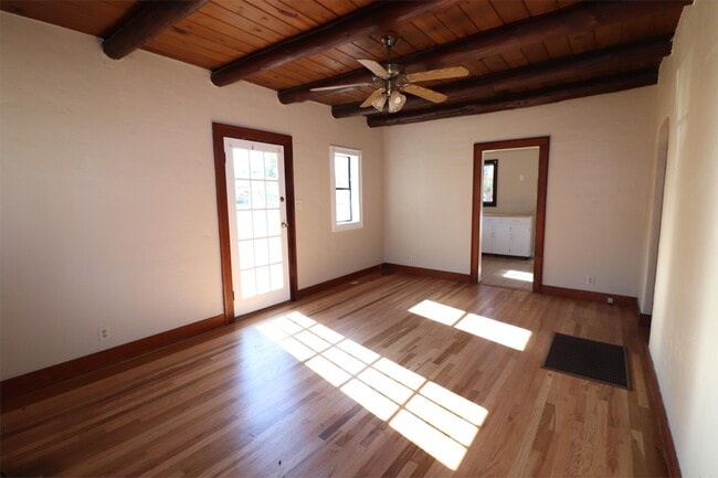 Foto del edificio - 407 Vassar Dr SE