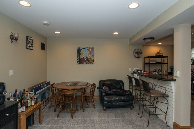 Foto del edificio - 2448 N Campbell Ave