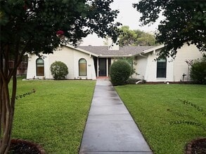 Building Photo - 2906 Whitemarsh Cir