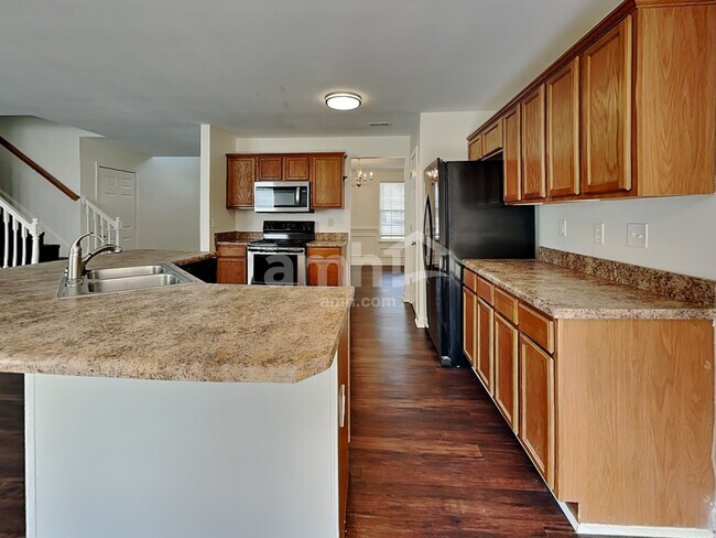 Foto del edificio - 233 Worcester Ln