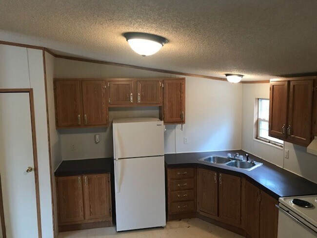 Foto del edificio - Country Living Close to Town & close to Boone Lake