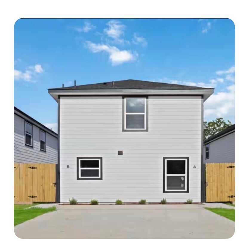 Building Photo - 6615 Bacher St