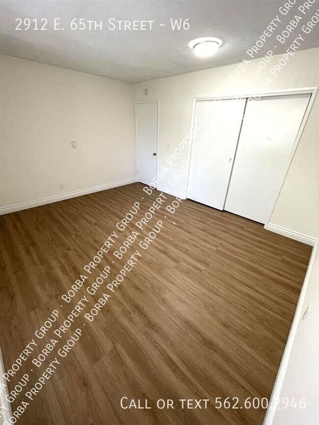 Foto del edificio - 2912 E 65th St