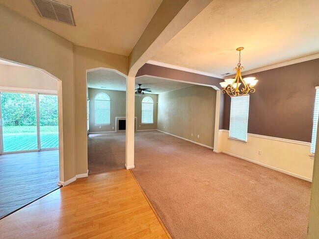 Foto del edificio - 4 Bedroom Home in Buckner Farms!