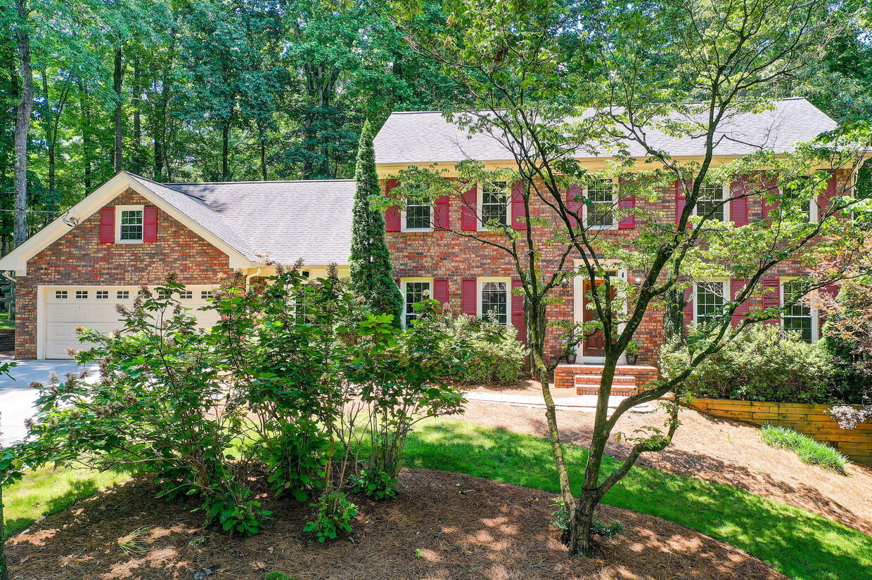 Primary Photo - 1511 Summerset Dr