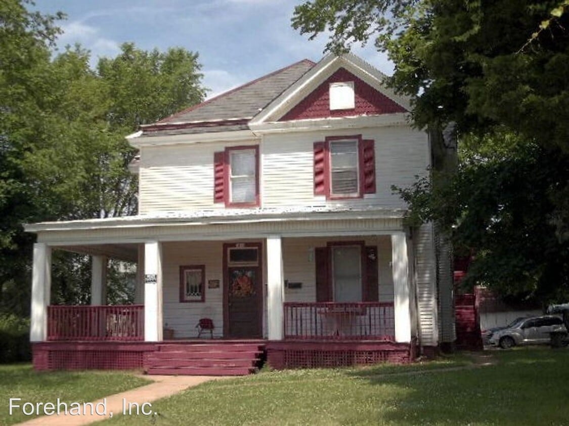 Primary Photo - 2107 Park Ave