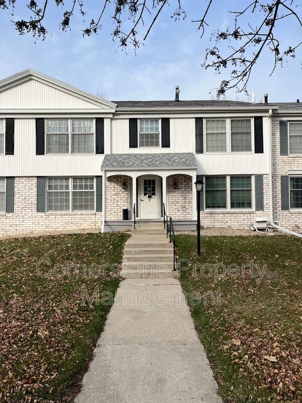 1485 21st Ave N Unit 4C, Fort Dodge, IA 50501 Condo for Rent in Fort