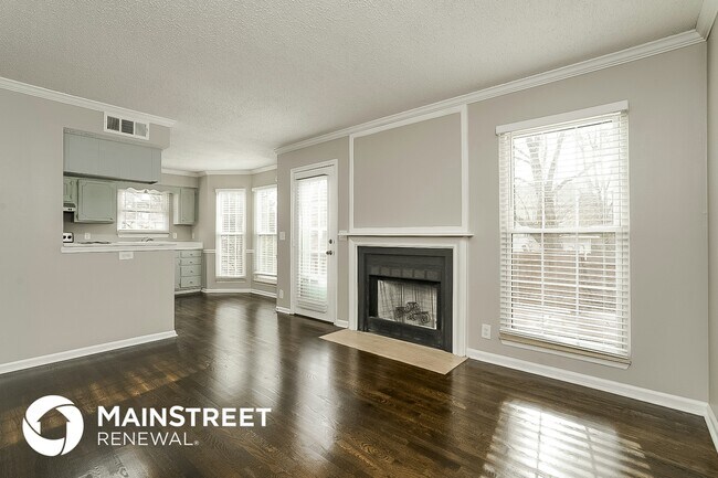 Foto del edificio - 1110 Cedarhill Ct