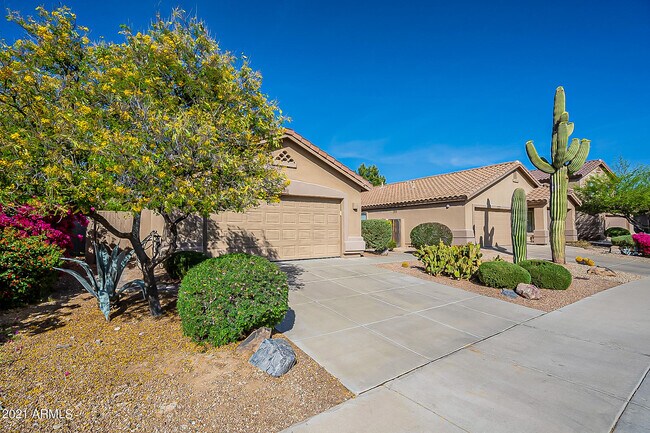 Building Photo - 10272 E Mallow Cir