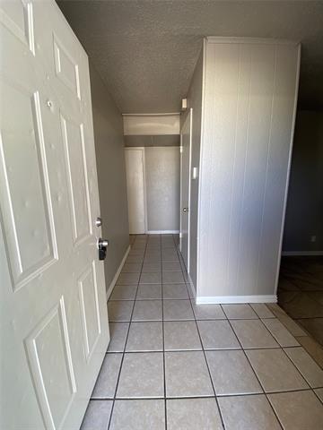 Building Photo - 6808 Trail Lake Dr