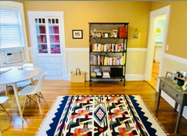 Foto del edificio - 106 Rockview St