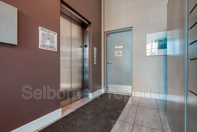 Foto del edificio - 1401 Jackson St