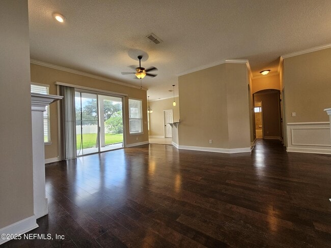 Building Photo - 14414 Cherry Lake Dr W