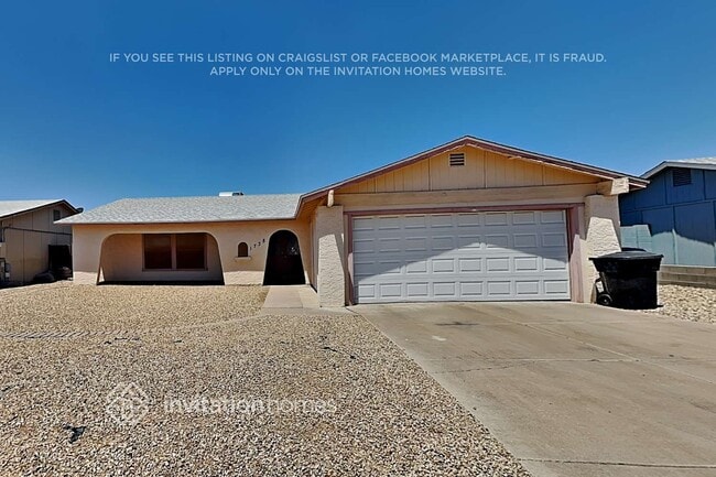 Building Photo - 1738 W Pecos Ave