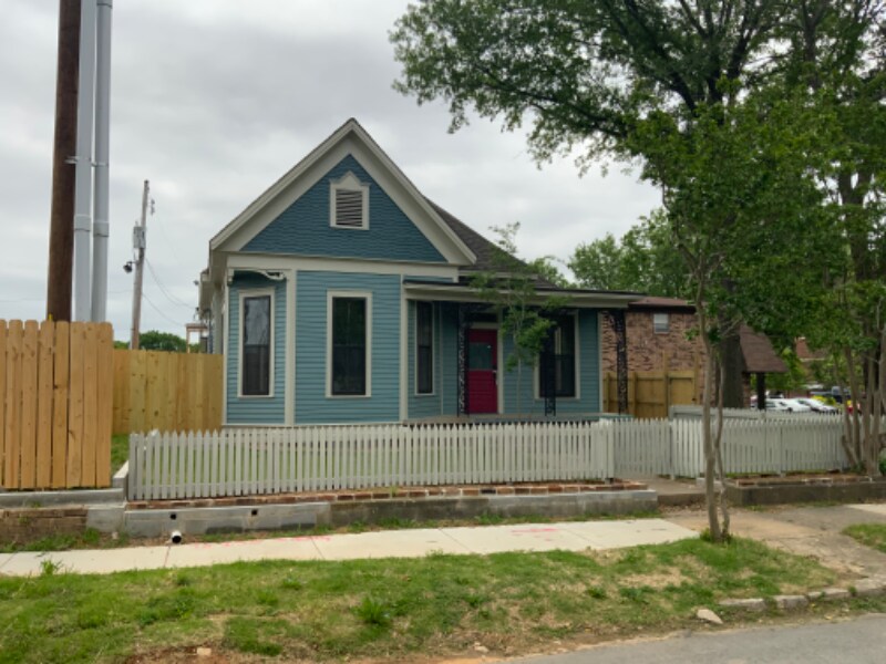 Primary Photo - 923 McMath Ave