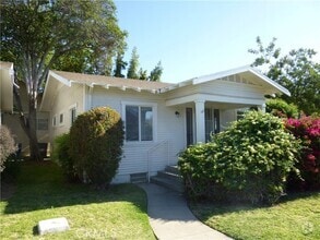 Building Photo - 127 S Olive Ave