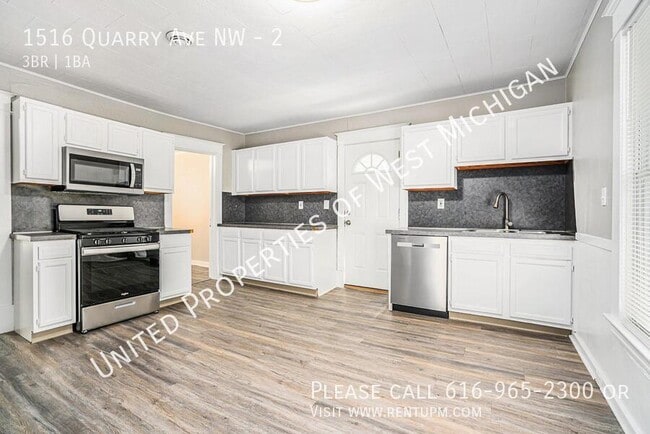 Building Photo - 1516 Quarry Ave NW