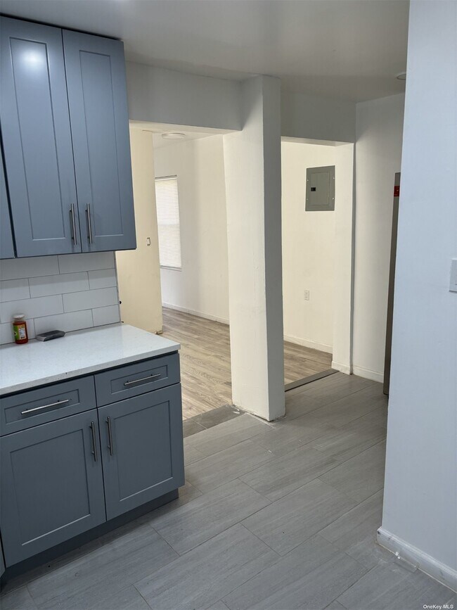 Foto del edificio - 141-18 116th Ave