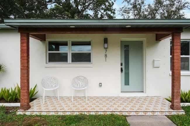 Foto del edificio - 781 40th Ave NE