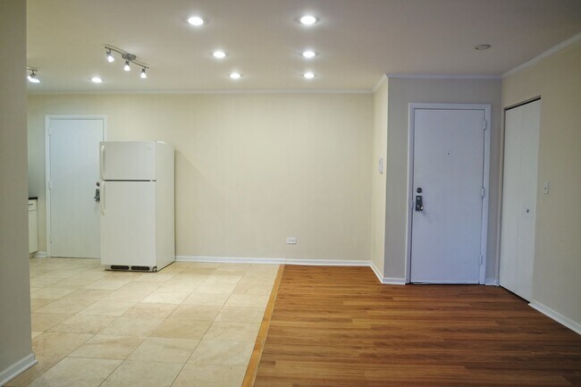 Foto del edificio - 10369 Dearlove Rd