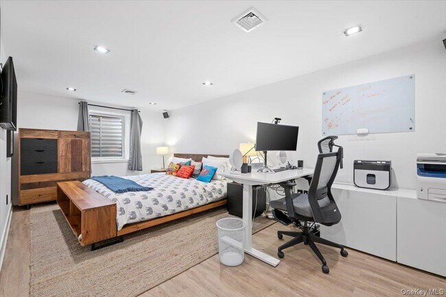 Foto del edificio - 94 Hands Creek Rd