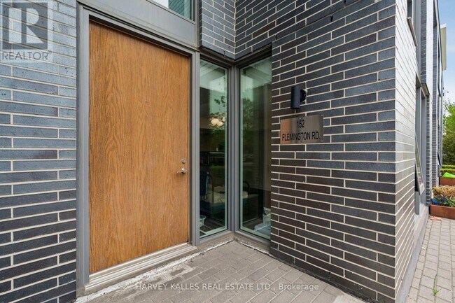 Photo du bâtiment - 152 Flemington Rd