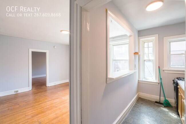 Building Photo - 2115 N 63rd St