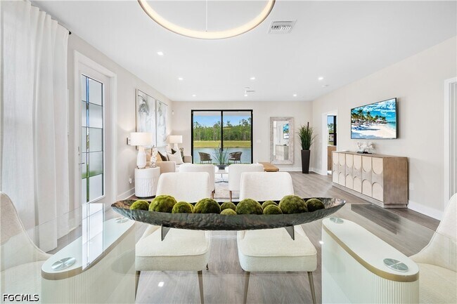 Foto del edificio - 13068 Georges Cay Pl