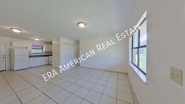 Foto del edificio - 144 Twin Trees Dr