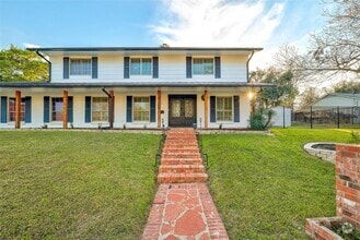 Building Photo - 3409 Lakeside Dr