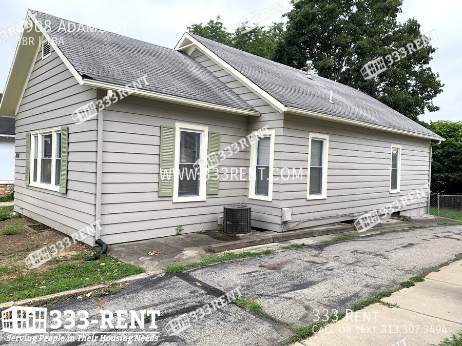 Primary Photo - 3908 Adams St
