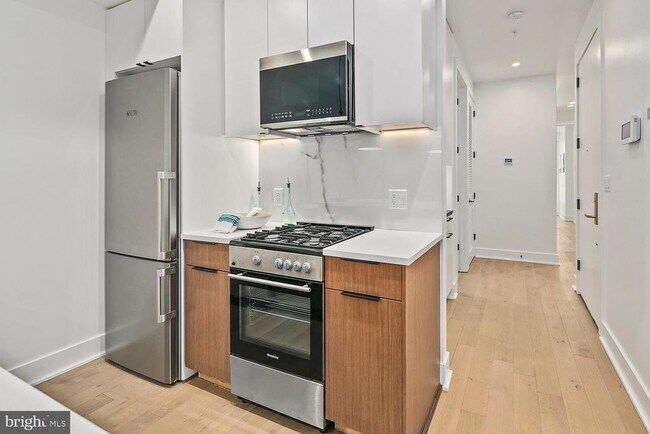 Foto del edificio - 1316 8th St NW